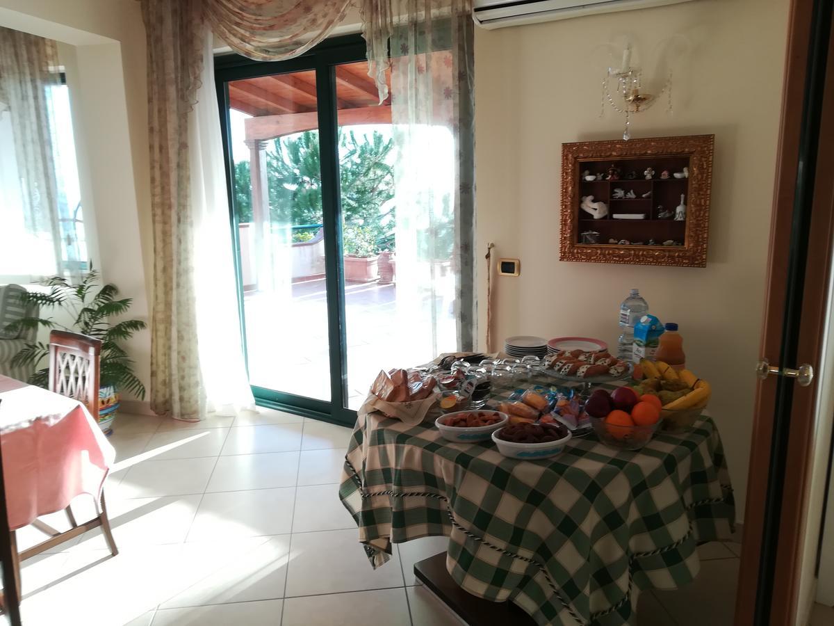 Bed and Breakfast La Collina Capo dʼOrlando Exterior foto